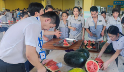 戰(zhàn)高溫，送清涼，愛心傳遞沁人心